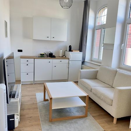 Raha Apartments - Charmantes Studio-Apartment - Hbf - Gratis Parkplatz Erfurt Exterior photo
